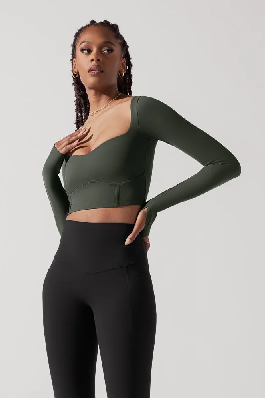 sweetheart-long-sleeve-crop-top-forestwood